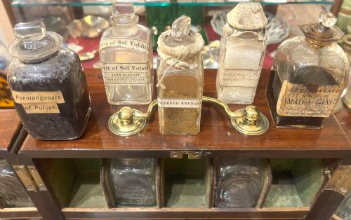 COUNTRY HOUSE APOTHECARY CABINET - ADDITIONAL PHOTO 8