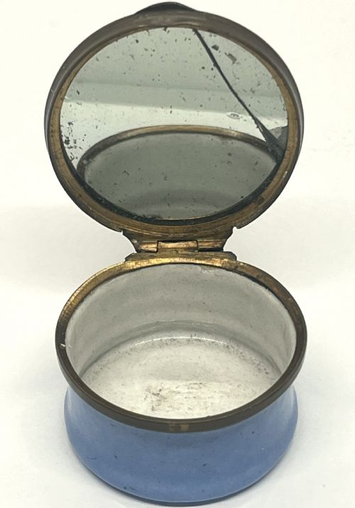 GEORGE III SOUTH STAFFORDSHIRE ENAMEL PATCH BOX - ADDITIONAL PHOTO 4
