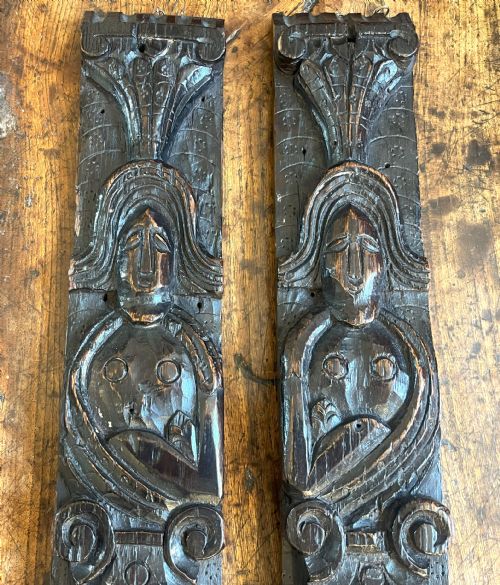 PAIR OF FINE 17TH CENTURY OAK TERMS - ADDITIONAL PHOTO 3