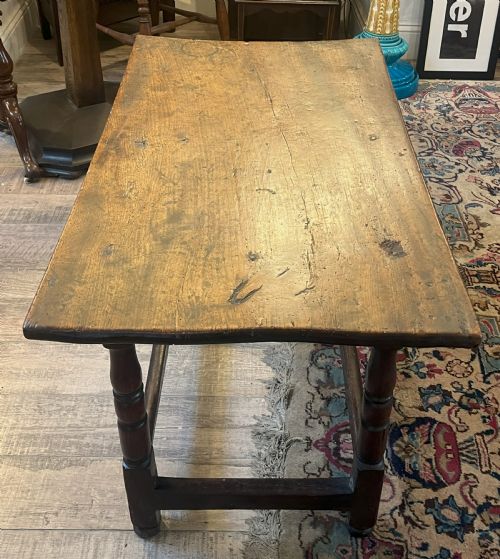 18TH CENTURY OAK OCCASIONAL TABLE - ADDITIONAL PHOTO 1