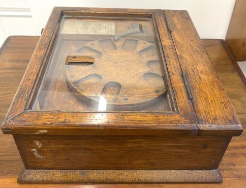 VICTORIAN SHOP COUNTER COIN OPERATED STAMP DISPENSER - ADDITIONAL PHOTO 8
