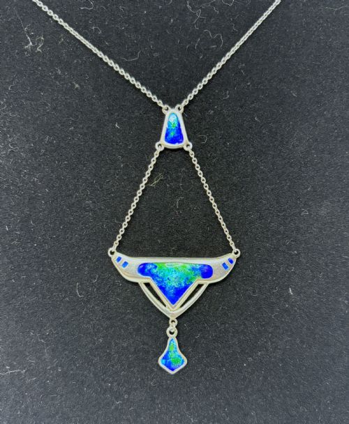 charles horner silver and enamel arts crafts pendant - CATEGORY: ANTIQUE JEWELLERY - DATED 1910