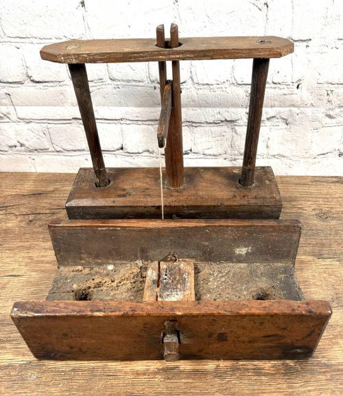 ANTIQUE DEAD FALL ENGLISH MOUSETRAP - ADDITIONAL PHOTO 4