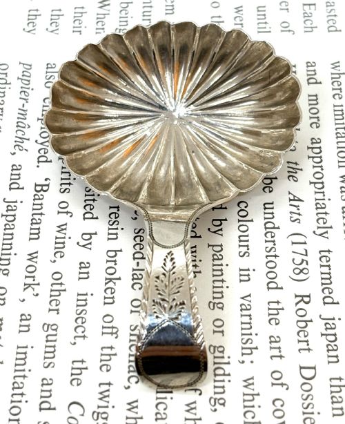 GEORGIAN SILVER CADDY SPOON - ADDITIONAL PHOTO 1