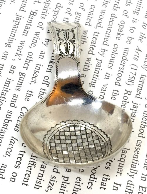 GEORGIAN SILVER TEA CADDY SPOON - ADDITIONAL PHOTO 2
