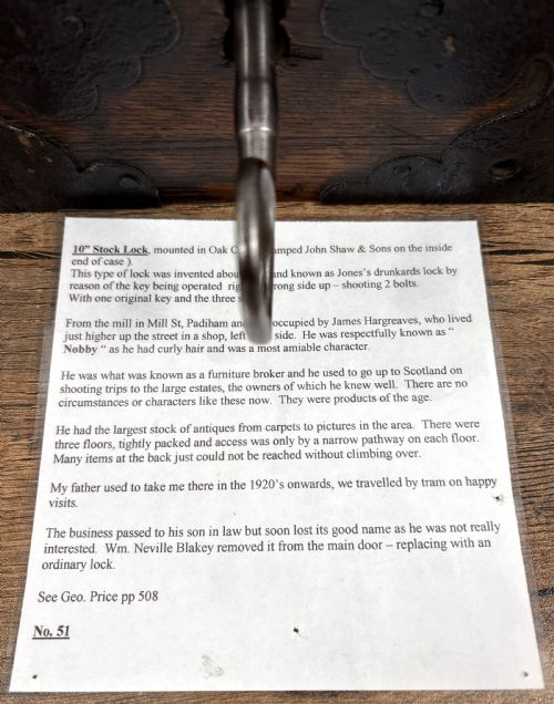 19TH CENTURY OAK CASED STOCK LOCK - ADDITIONAL PHOTO 6