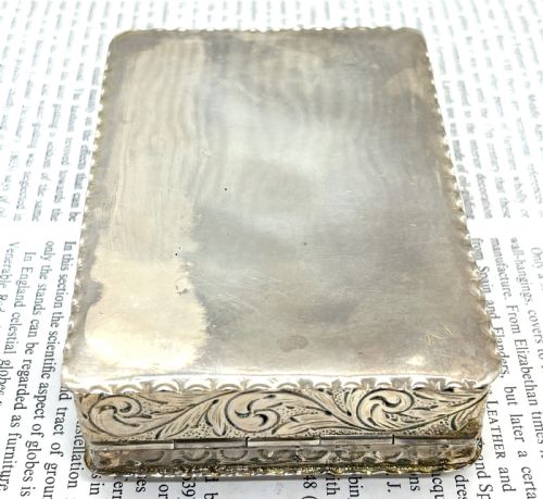 FINE QUALITY SILVER GILT TABLE SNUFF BOX - ADDITIONAL PHOTO 5