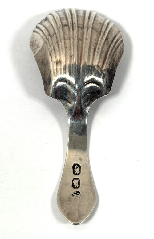 IRISH GEORGIAN SILVER CADDY SPOON - ADDITIONAL PHOTO 1