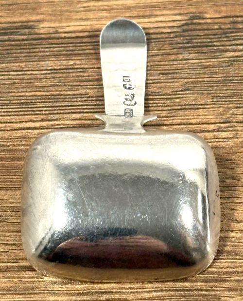 GEORGIAN SILVER CADDY SPOON - ADDITIONAL PHOTO 3
