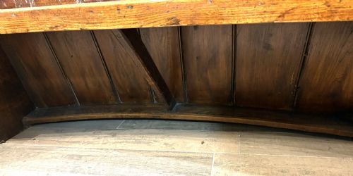 LATE GEORGIAN ELM BARREL BACK TAVERN SETTLE - ADDITIONAL PHOTO 3