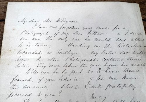 RARE SIGNED LETTER BY FLORENCE NIGHTINGALE - ADDITIONAL PHOTO 2