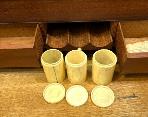SPLENDID MILITARY CAMPAIGN WRITING SLOPE WITH CANDLE SCONCES SECRET SOVEREIGN SECTION - ADDITIONAL PHOTO 6