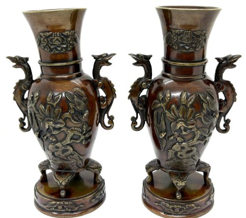 GOOD PAIR OF JAPANESE BRONZE VASES - ADDITIONAL PHOTO 1