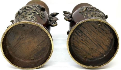 GOOD PAIR OF JAPANESE BRONZE VASES - ADDITIONAL PHOTO 8