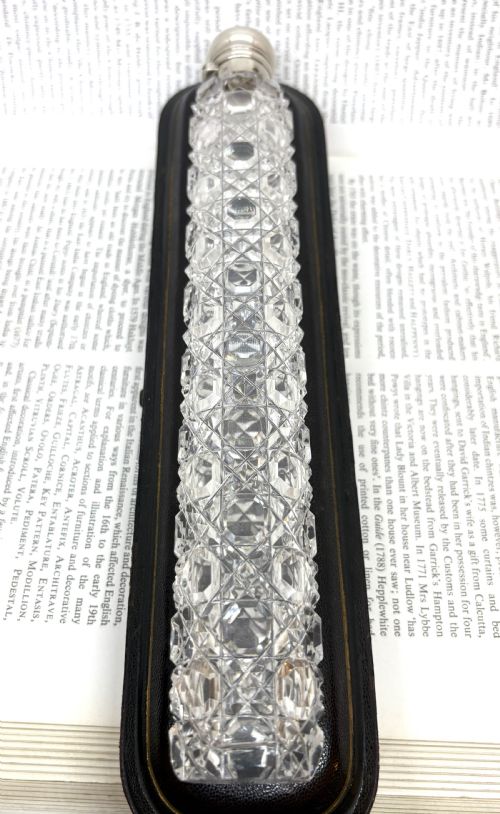 FINE VICTORIAN SILVER TOPPED CASED GLASS SCENT BOTTLE - ADDITIONAL PHOTO 2