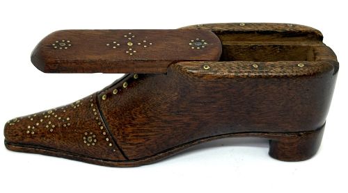 LATE GEORGIAN SNUFF SHOE - ADDITIONAL PHOTO 2