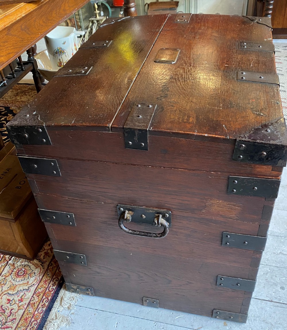 Campaign Silver Trunk View III