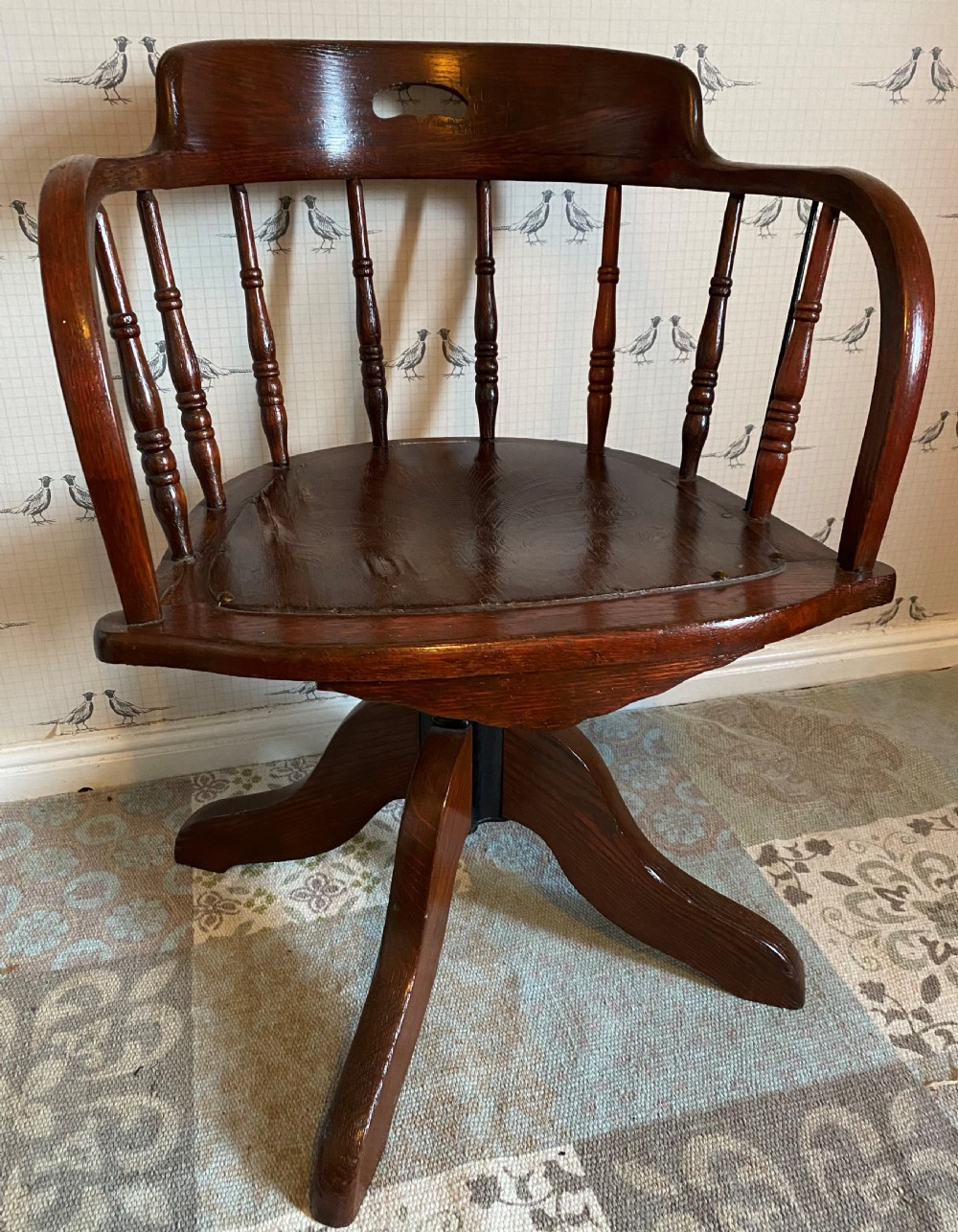 Captain's Style Office Chair