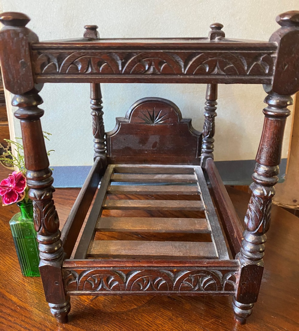 Apprentice Piece Four Poster Bed View III