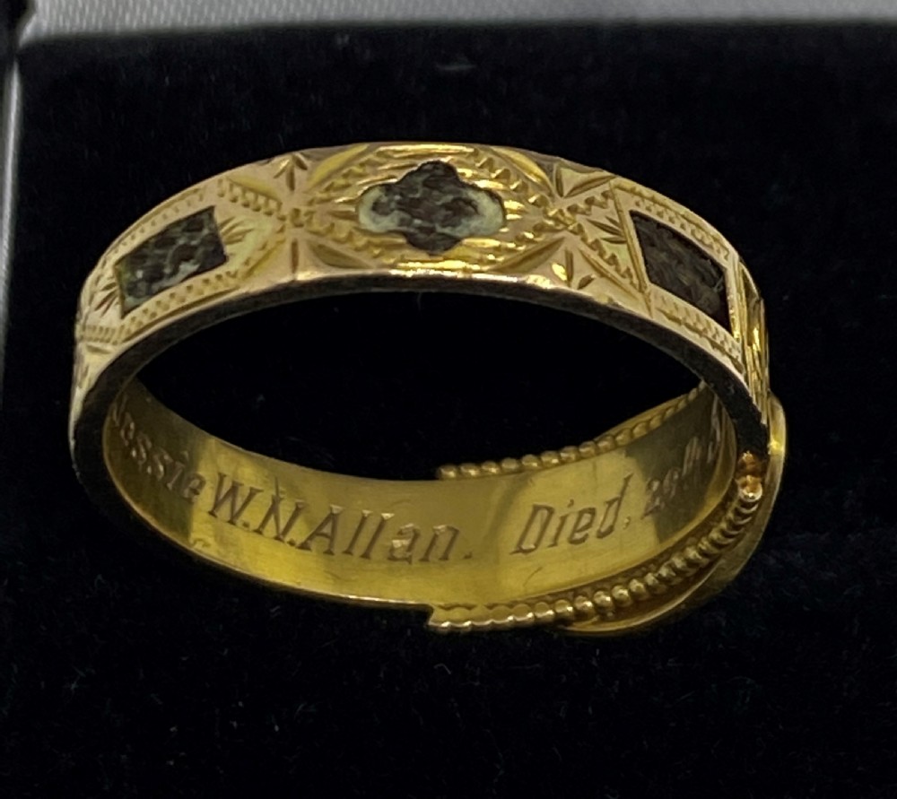 Edwardian Chester 9ct Gold Mourning Ring View IV
