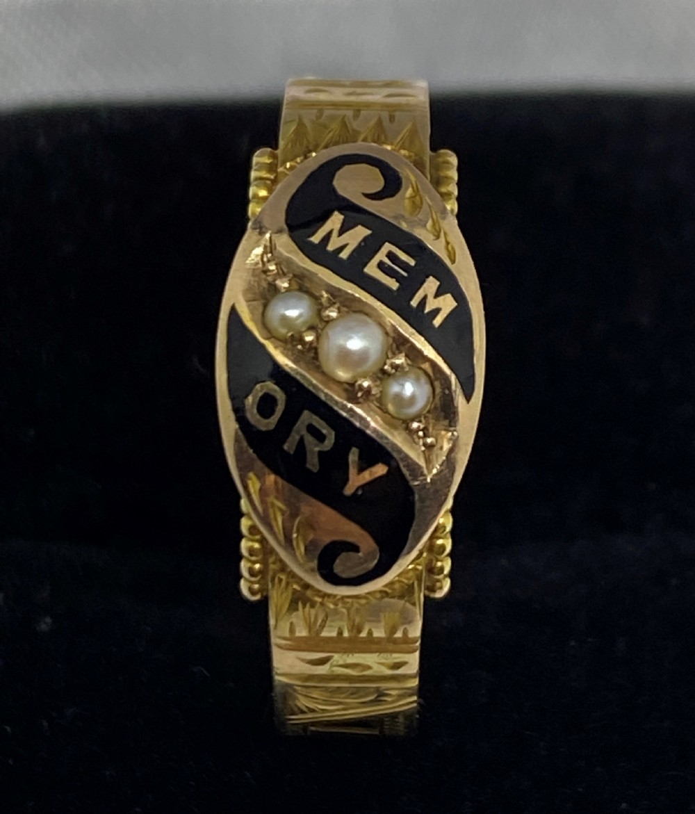 Edwardian Chester 9ct Gold Mourning Ring View VII