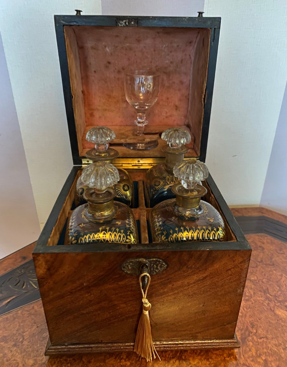 Georgian Walnut Gentleman's Cased Decanter Set