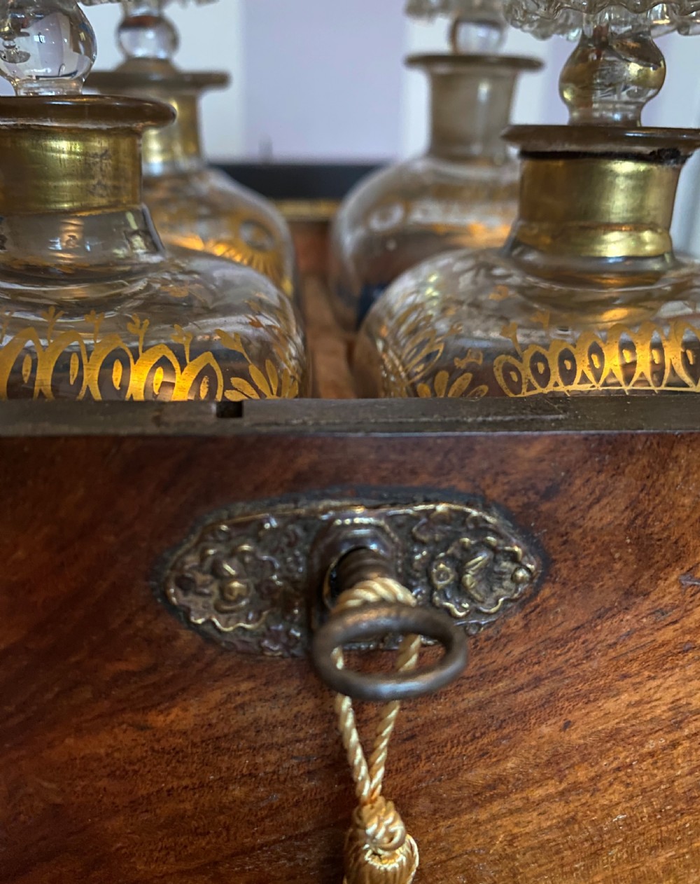 Georgian Walnut Gentleman's Cased Decanter Set View XIII
