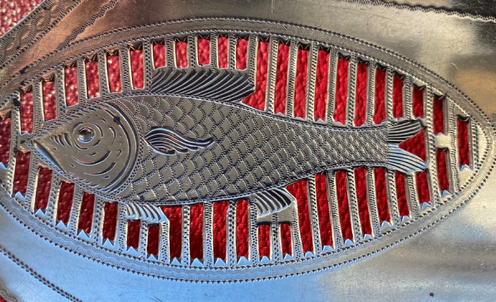 Fine Georgian Silver Fish Slice View V