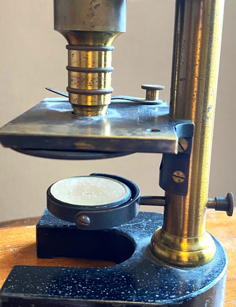 Antique Leitz Microscope In Original Fitted Box View IX
