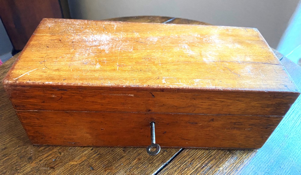 Antique Leitz Microscope In Original Fitted Box View XI