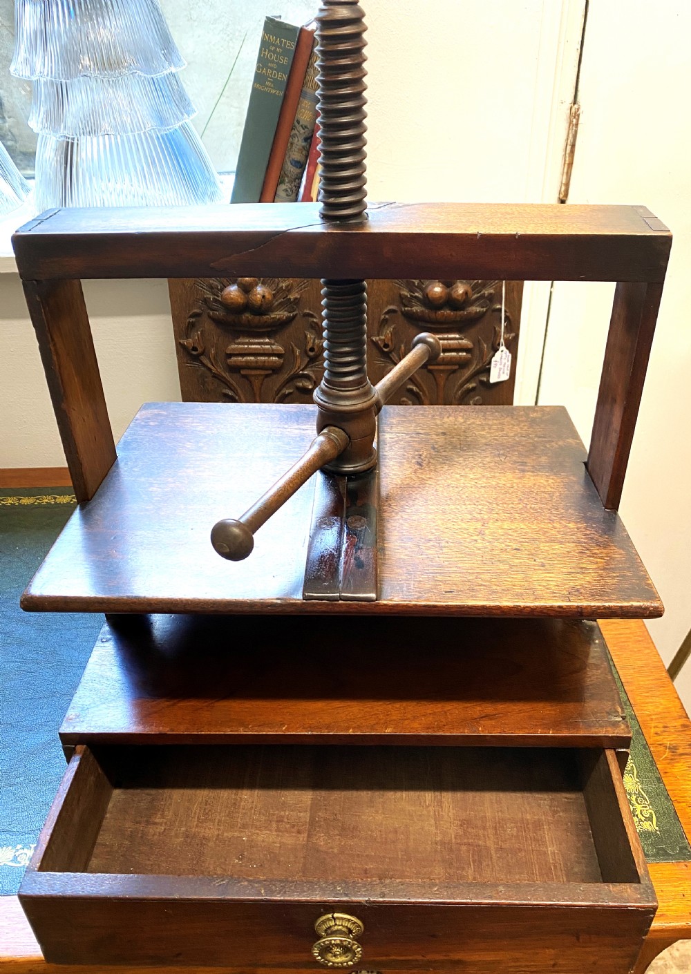 Desk Top Wooden Book Press View IV