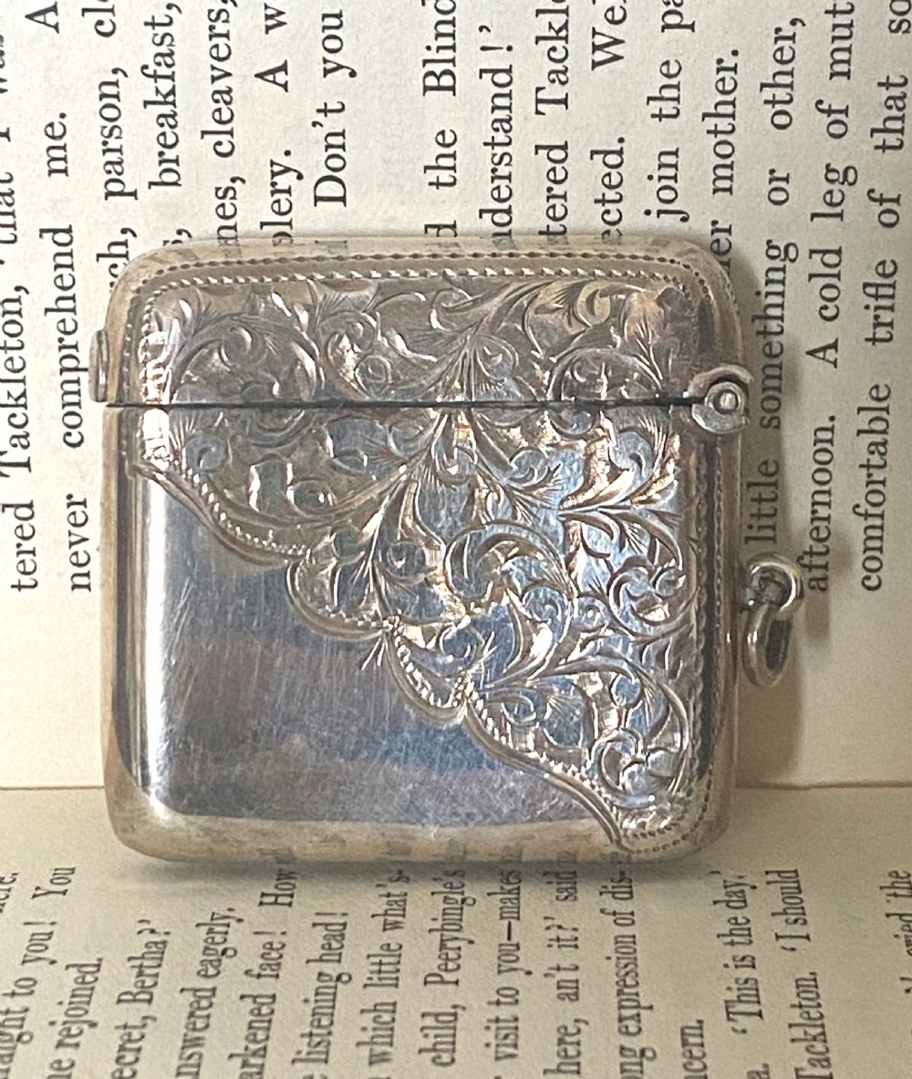 Antique Chester Silver Vesta Case View II