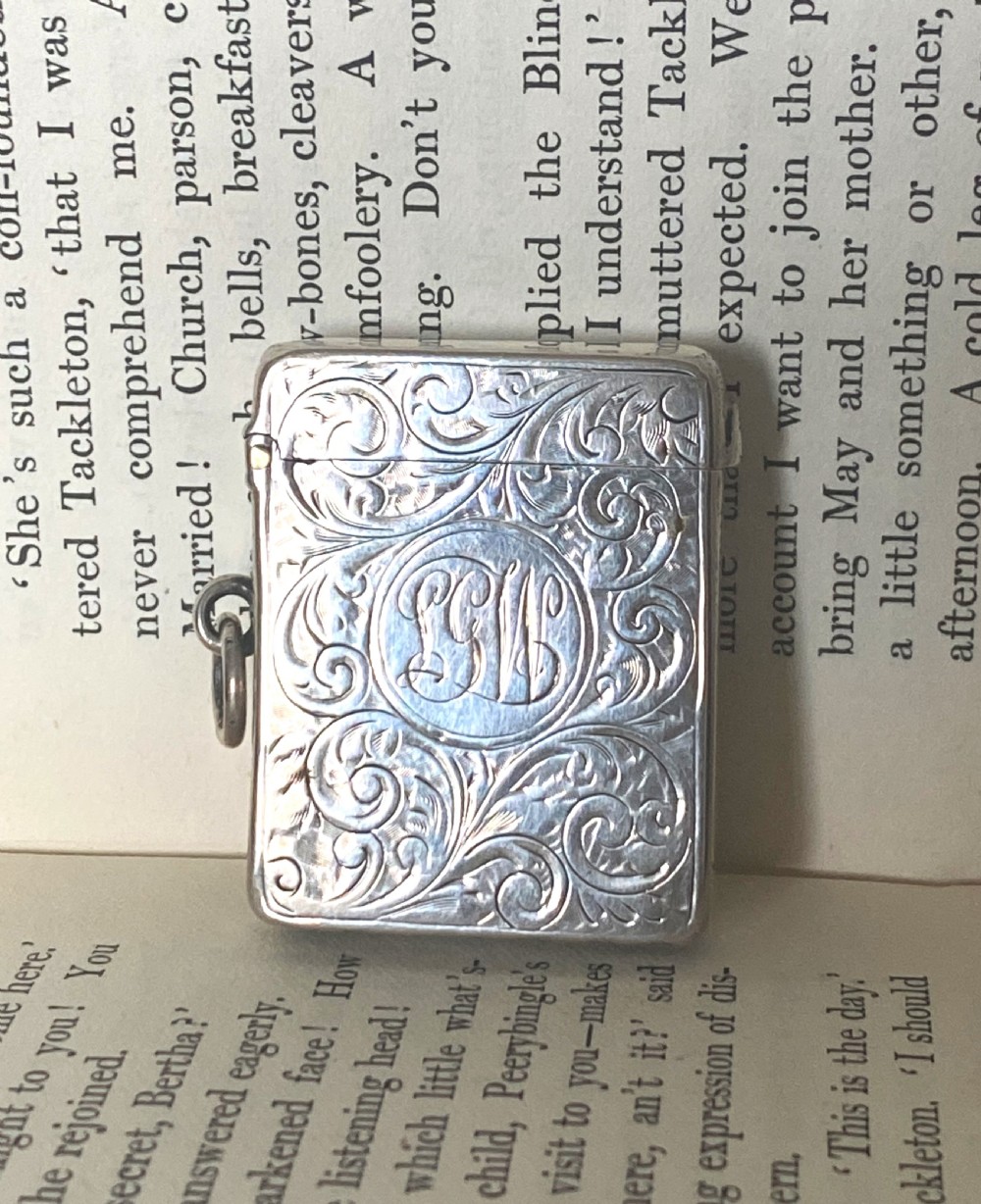 Antique Chester Silver Vesta Case View II