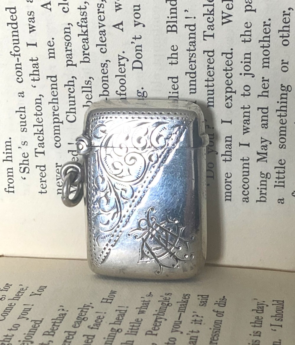 Antique Chester Silver Vesta Case View II