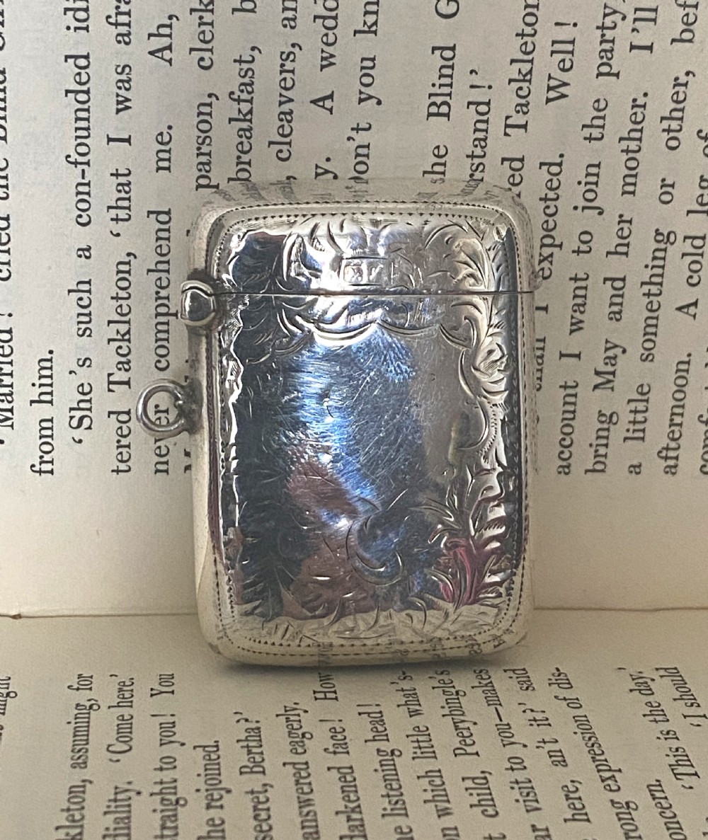 Antique Chester Silver Vesta Case View II