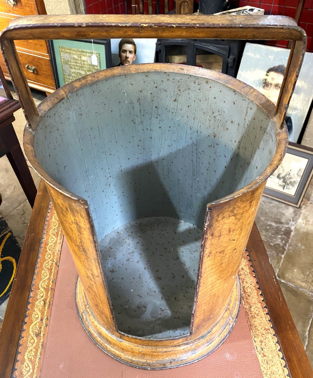 Antique Country House Toleware Plate Bucket View III