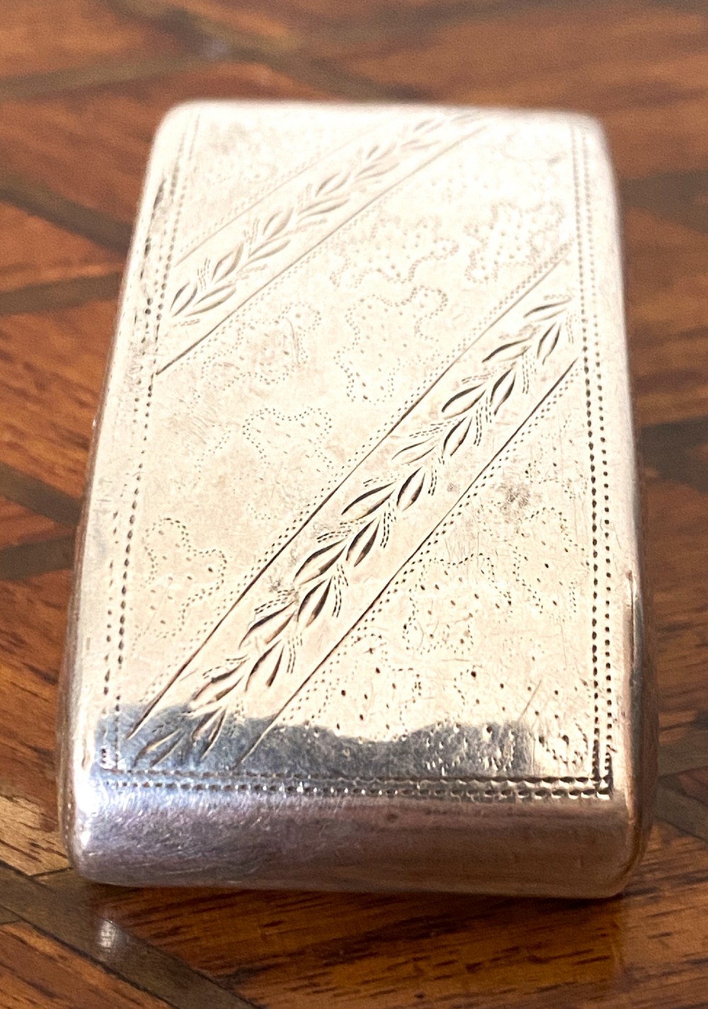 George III Solid Silver Curved Snuff Box View IV