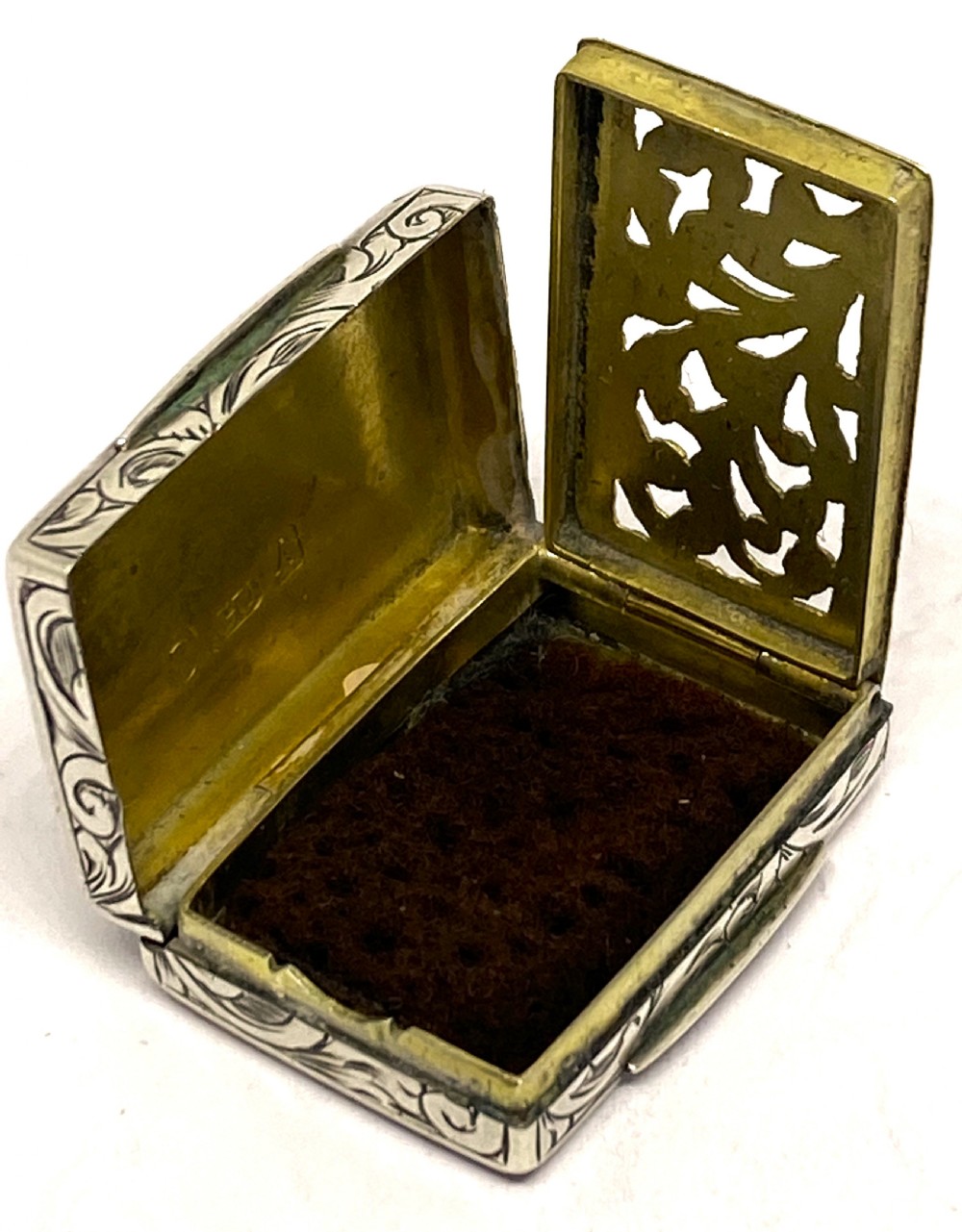 Superb Silver Vinaigrette View IV