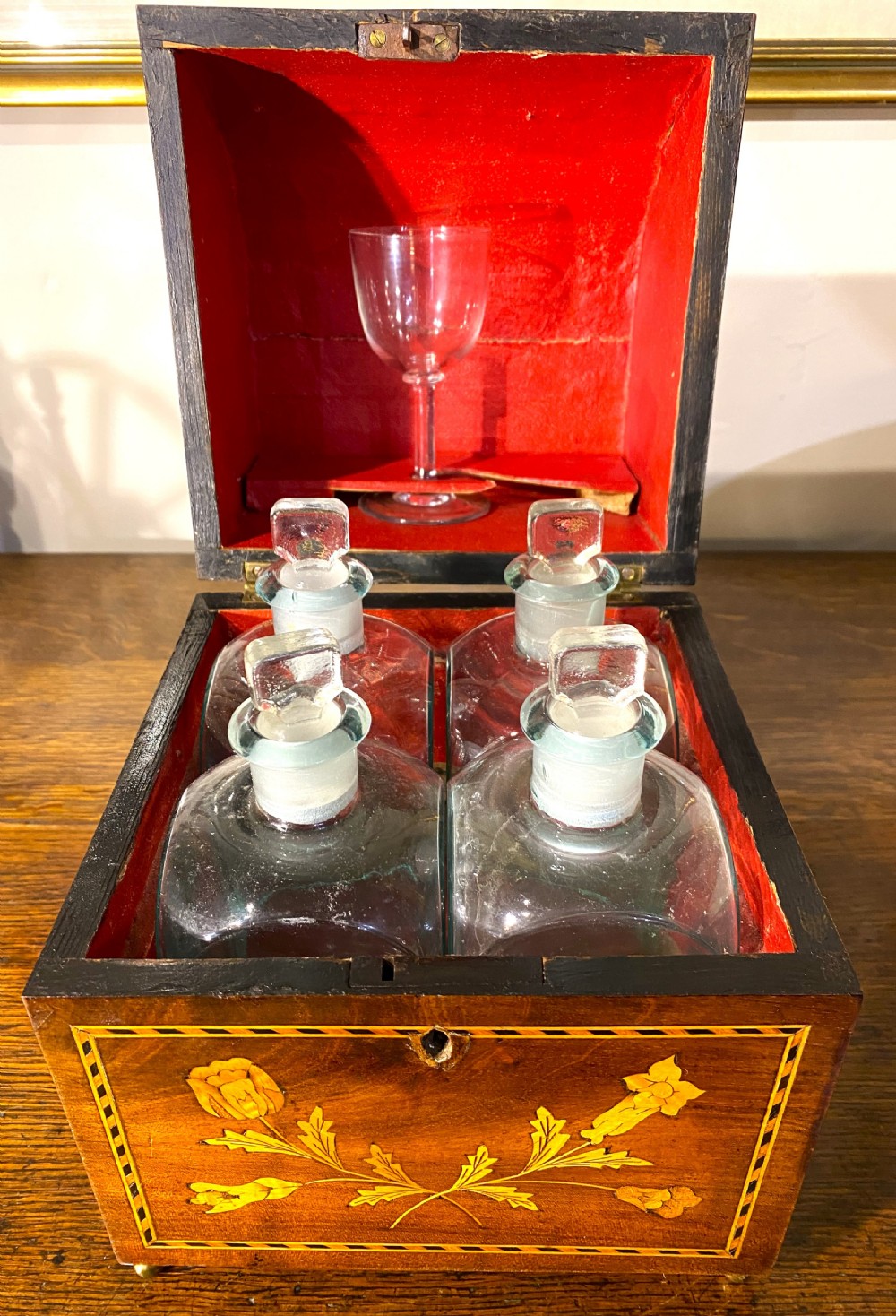 Anglo-Dutch Decanter Box With Contents
