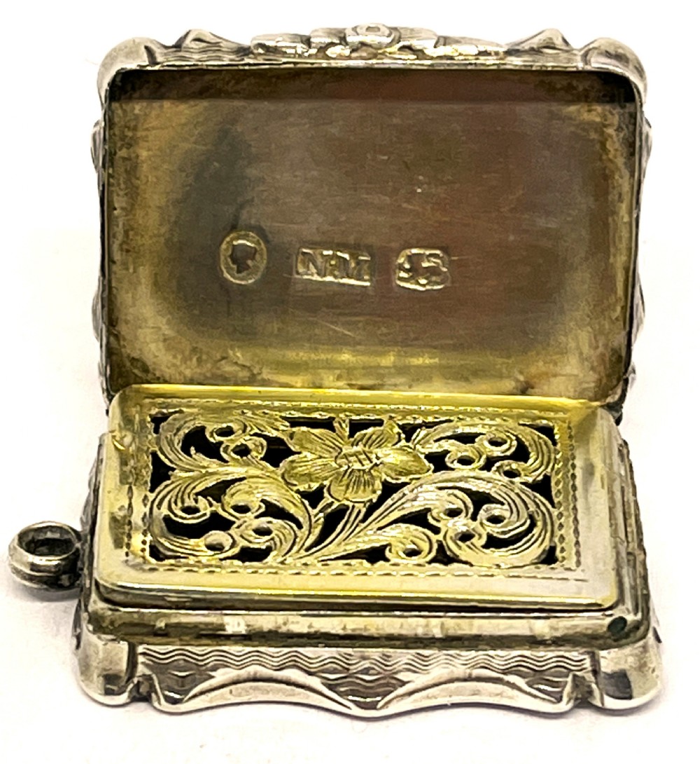 Nathaniel Mills Silver Vinaigrette View IV