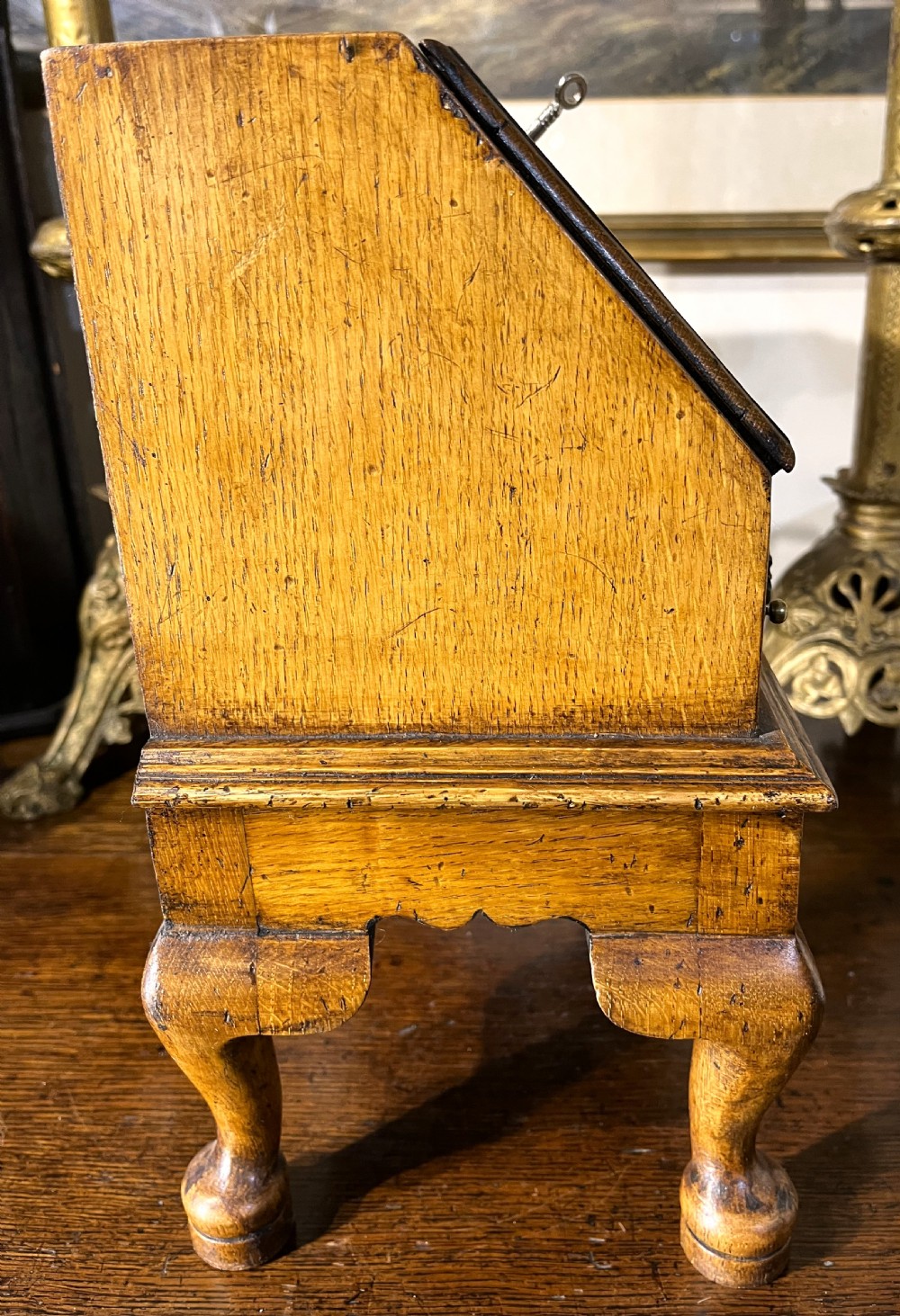 Queen Anne Style Burr Oak Bureau View VII