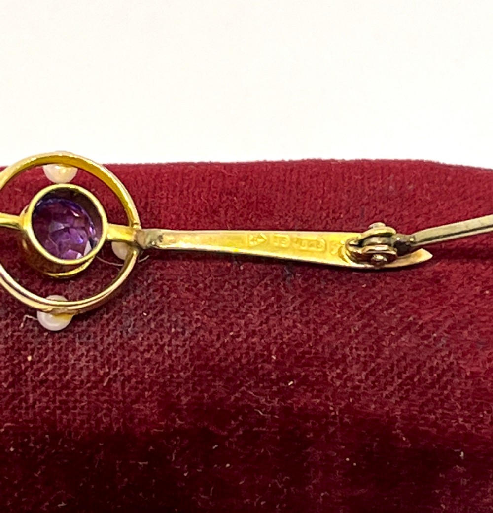 Edwardian 15ct Gold Amethyst & Seed Pearl Bar Brooch View V