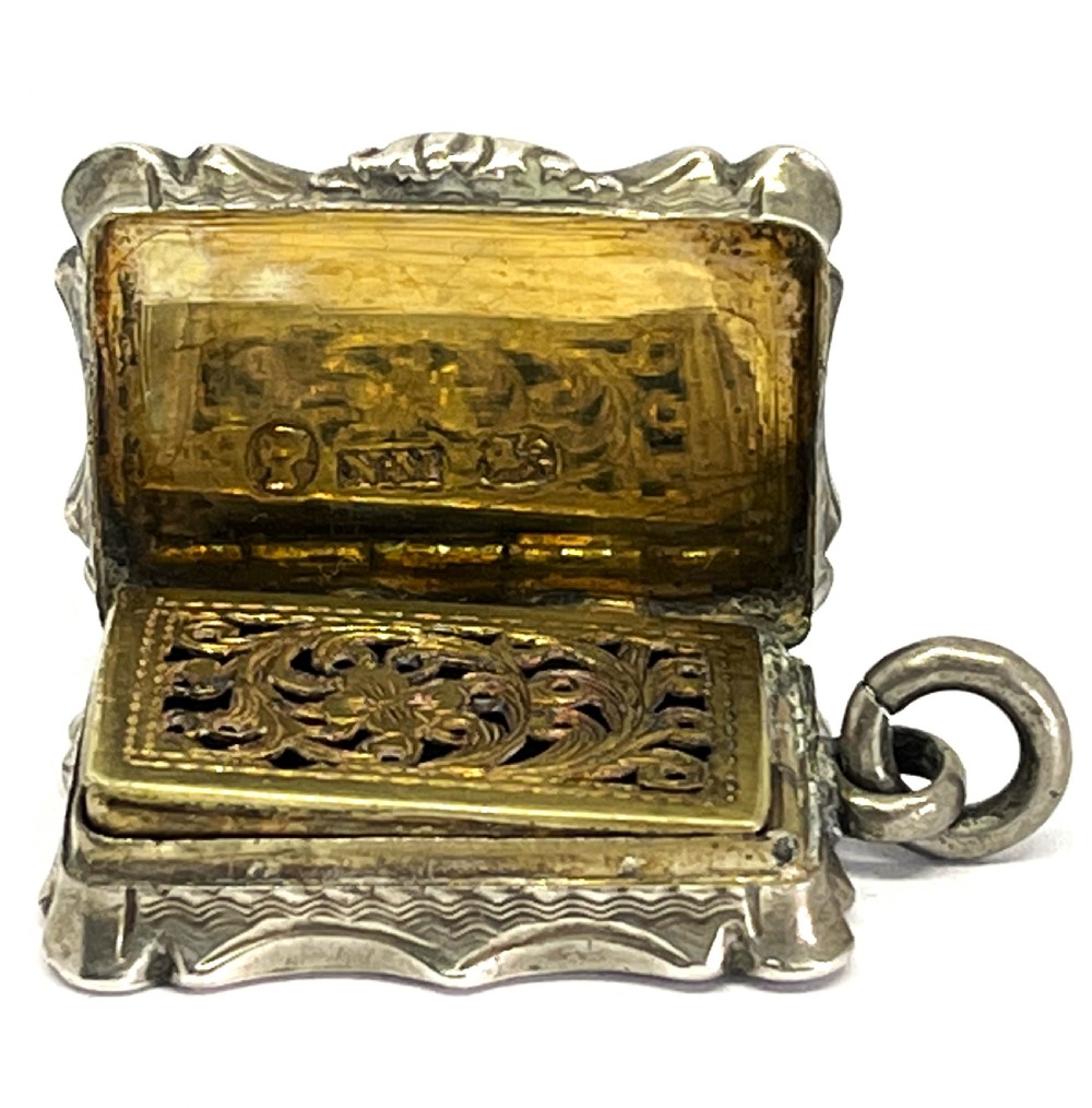 Georgian Silver Nathaniel Mills Vinaigrette View IV