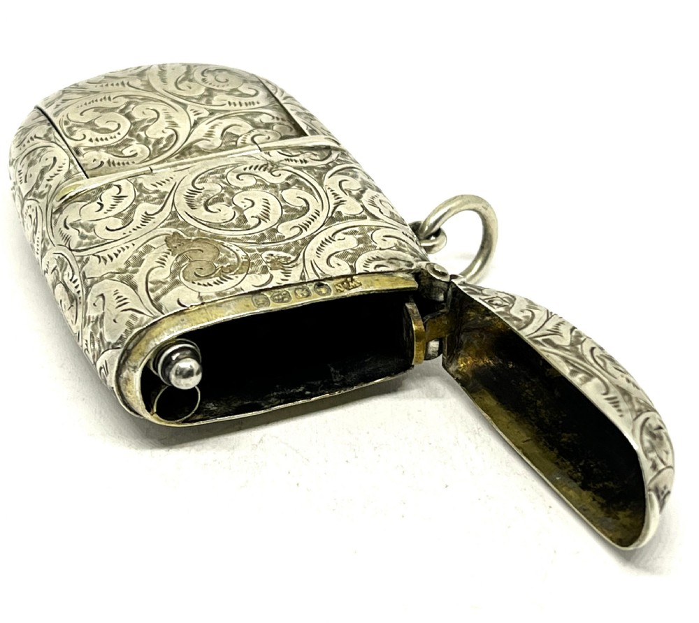 Chester Silver Combination Vesta & Sovereign Case View V