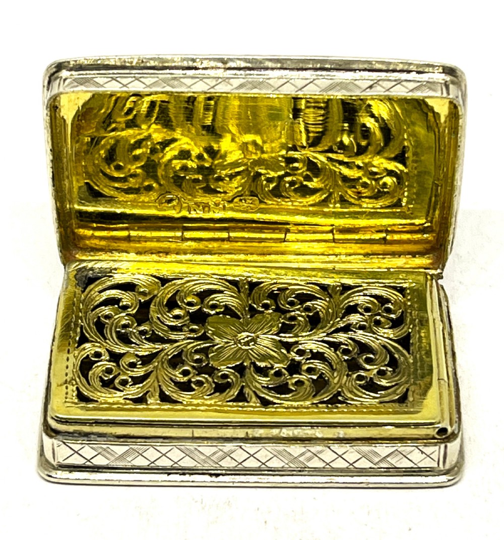 Fine Nathaniel Mills Silver Vinaigrette View IV