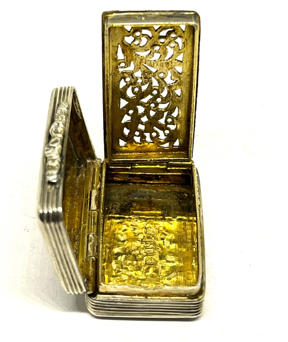 Early Victorian Silver Vinaigrette