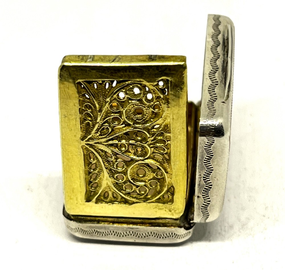 Fine Early Victorian Silver Vinaigrette View VI