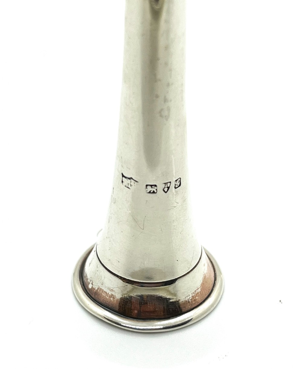 Unusual Chester Silver Candle Snuffer As A Hunting Horn View II