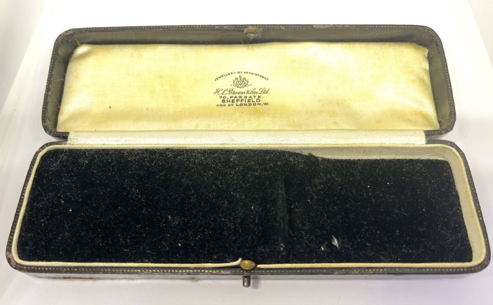 WW1 9ct Gold Trench Watch View VI