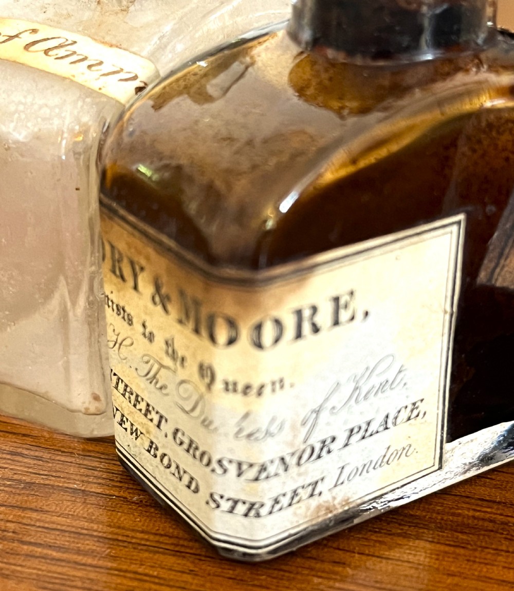 Savory & Moore Apothecary Chest View VIII